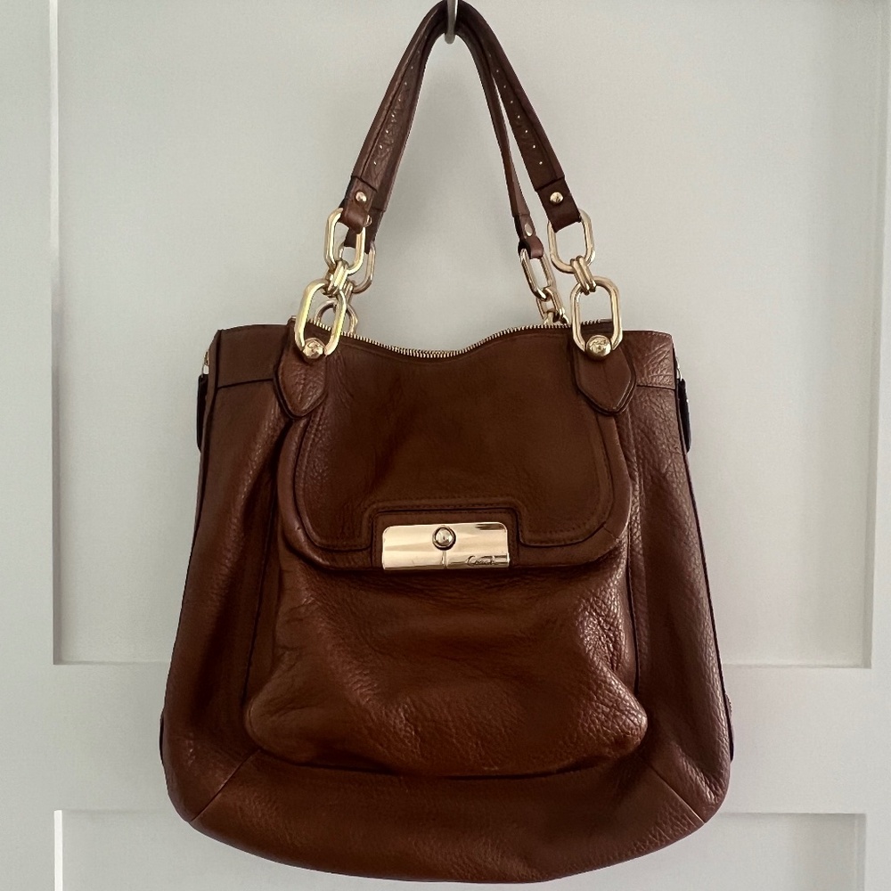 COACH Brown Pebble Leather 18728  Shoulder/Top handle/Crossbody Handbag